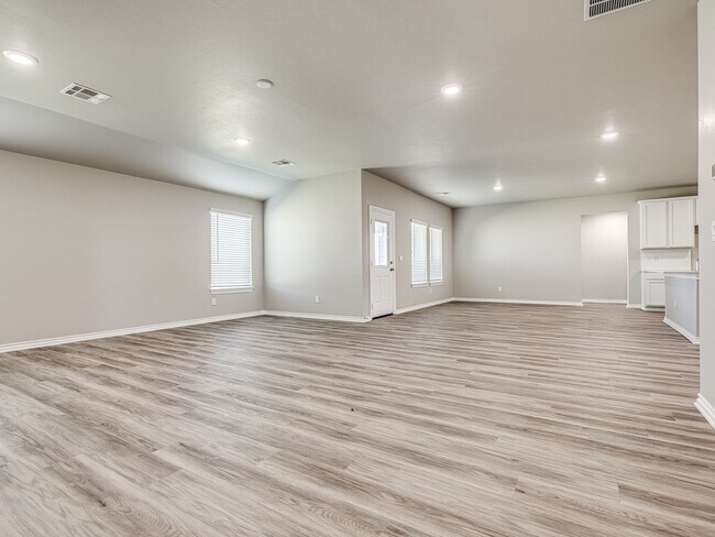 Foto del edificio - Brand New Construction Home + Deer Creek S...