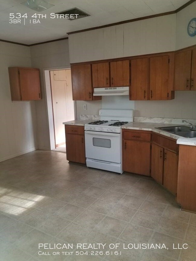 534 4th St, Gretna, LA 70053 Apartment for Rent in Gretna, LA