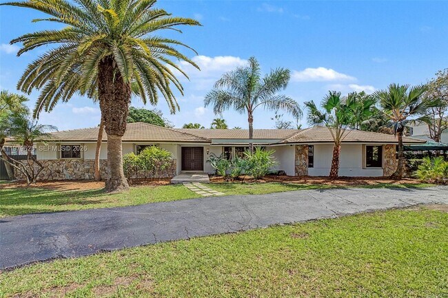 Foto del edificio - 13621 SW 103rd Ave