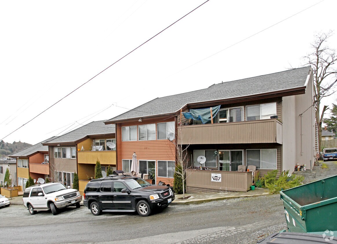 Building Photo - Martha Temple Apartments
