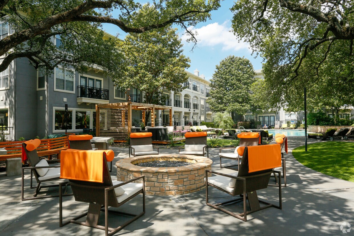 Metro Midtown 2350 Bagby St Houston, TX Apartments for Rent in