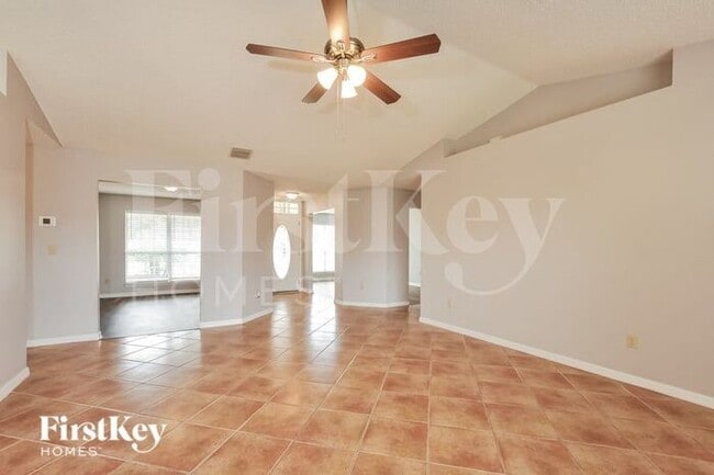 Foto del edificio - 20 Bickwick Ln