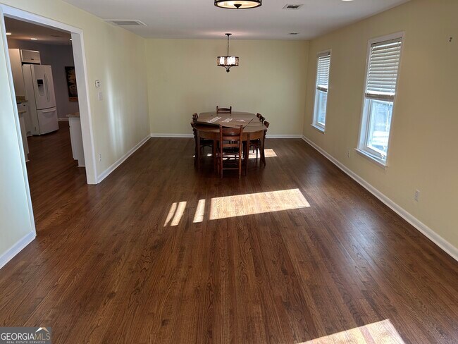 Foto del edificio - 116 Colonial Dr