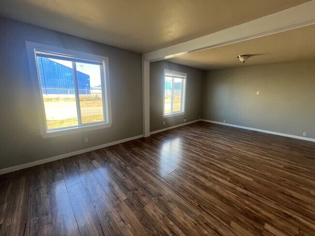 Building Photo - Spacious 3-Bedroom Home with Garage & Bonus Studio Space