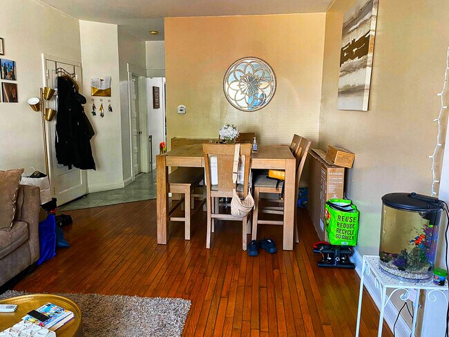 Dining Room - 12 E Russell St