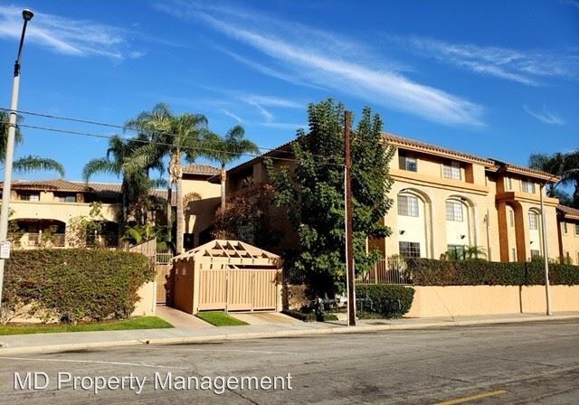 Primary Photo - 2 br, 2 bath House - 4121 Hathaway Ave #11