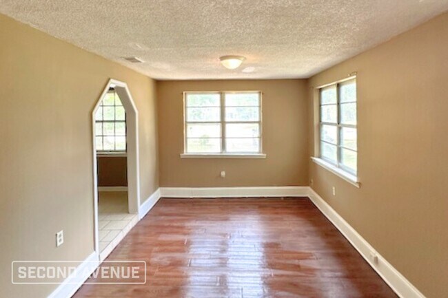 Foto del edificio - 4387 Cottonwood Rd