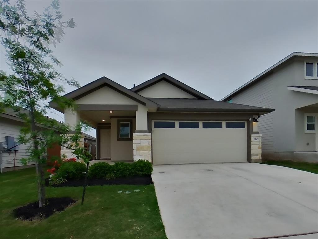 Primary Photo - 5209 Sidesaddle Dr