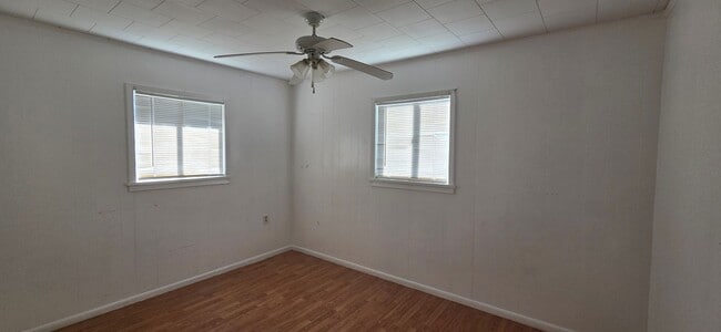 Building Photo - Cottage in Eunice