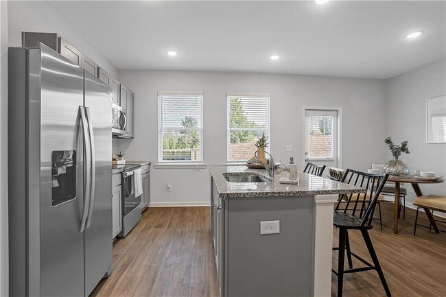 Building Photo - 1150 Hunter Trl