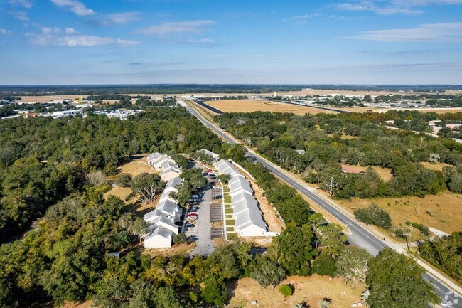 Building Photo - 5267 SW 21st Pl