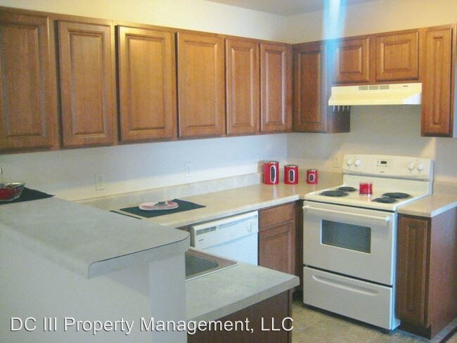 Foto principal - 391 Monroe St