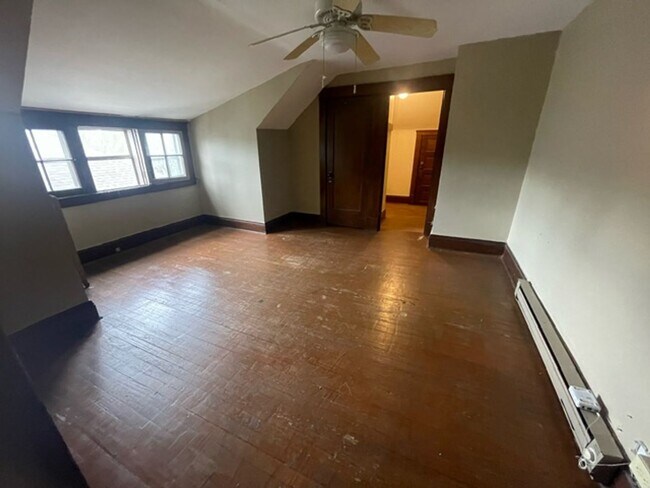 Foto del edificio - x2120/2122 Renrock Road
