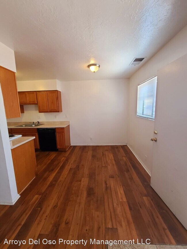 Building Photo - 12700 Copper Ave NE