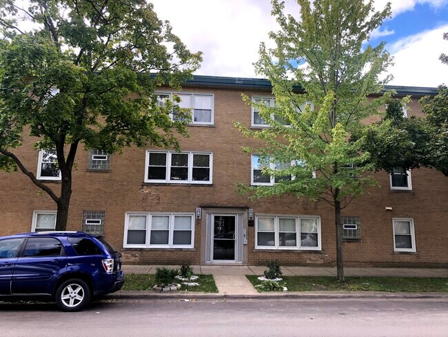 Foto del edificio - 5759 N Kimball Ave