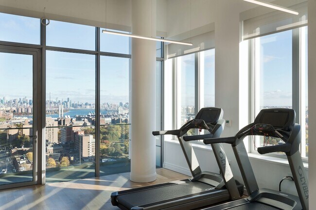 Foto del edificio - 300 Ashland Pl
