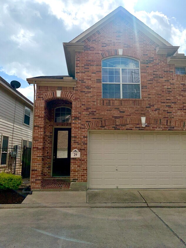 Primary Photo - 6222 Skyline Dr