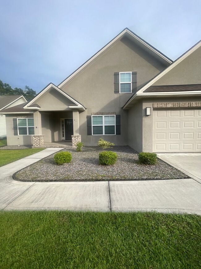 Building Photo - 24 Port Richey Way