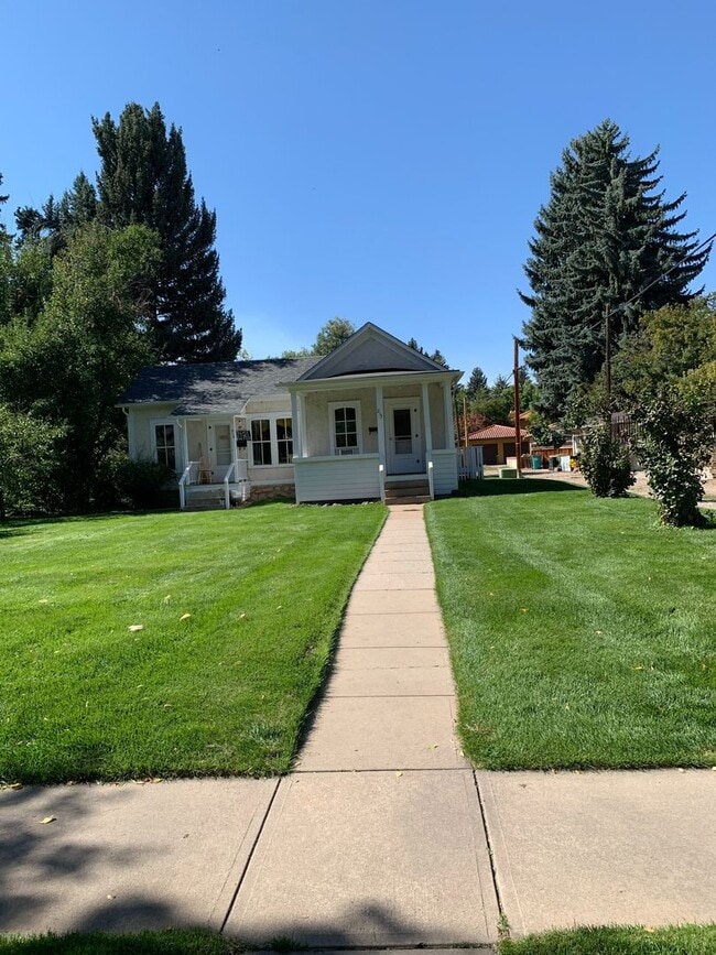 Building Photo - Old Town Fort Collins Home!