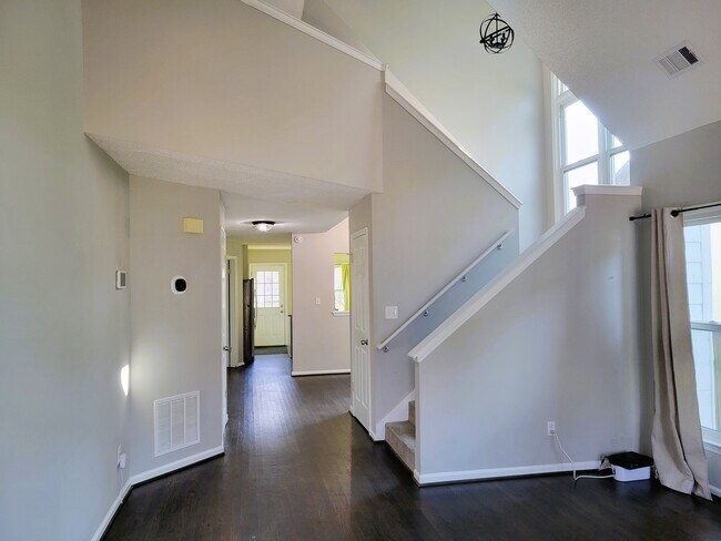 Foto del edificio - 969 Oak St SW