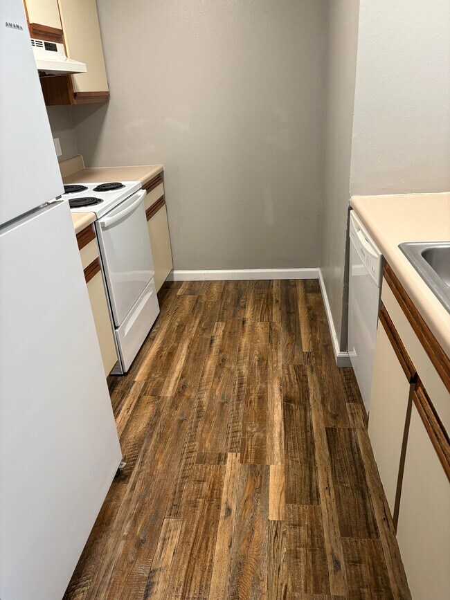 Foto del edificio - 453 Cedarview Ct