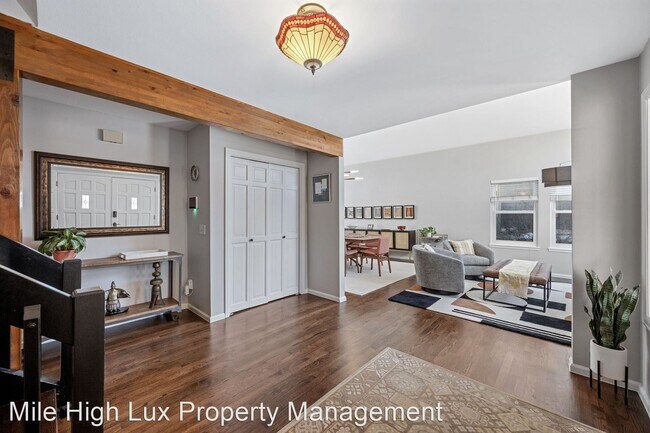 Building Photo - 4 br, 4 bath House - 7566 S Prescott Street