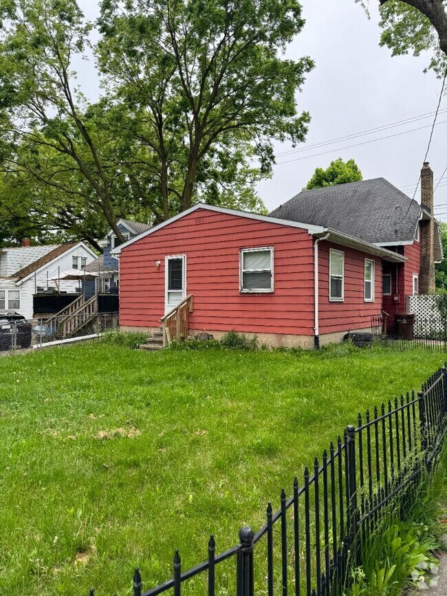Building Photo - 2301 S Martin Luther King Jr Blvd