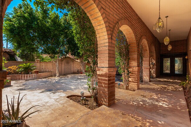 Foto del edificio - 6824 N 17th Pl