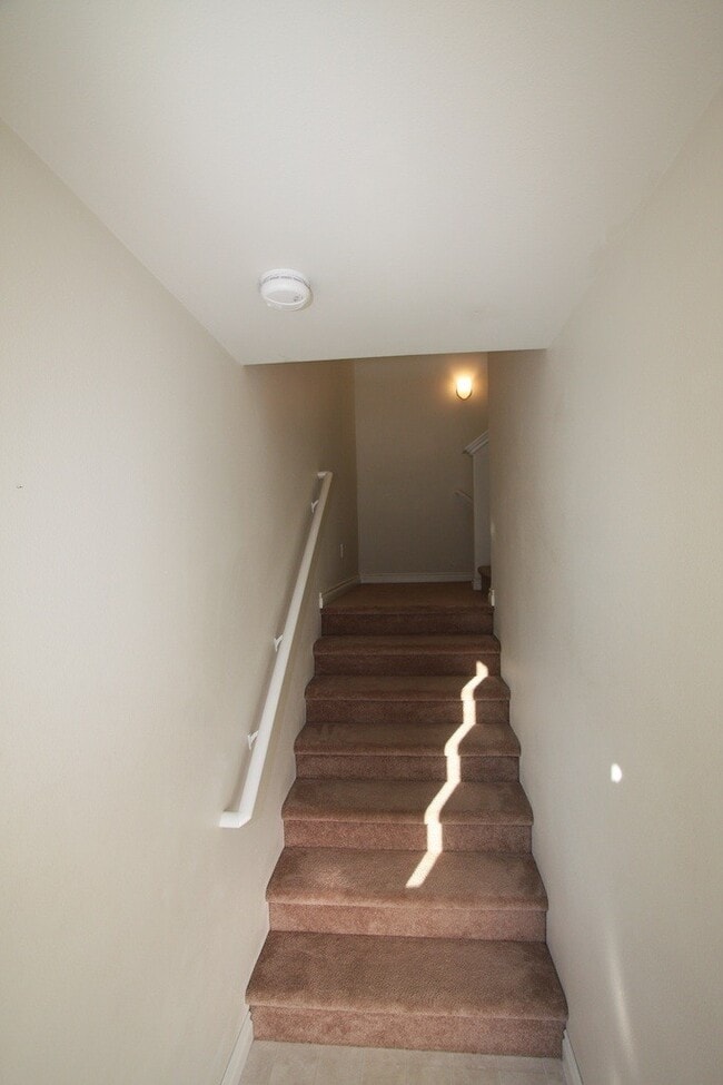 Building Photo - 1612 Beaver Pl
