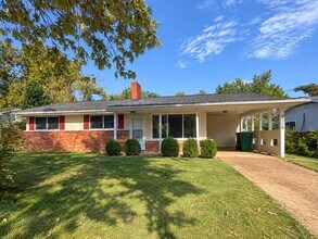 Building Photo - 9828 Omega Dr