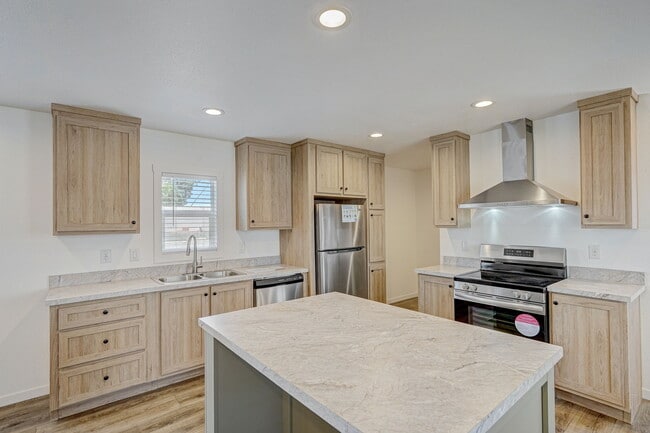 Building Photo - 2627 S Lamb Blvd