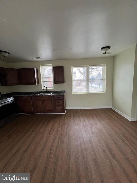 Foto del edificio - 4300 Liberty Heights Ave