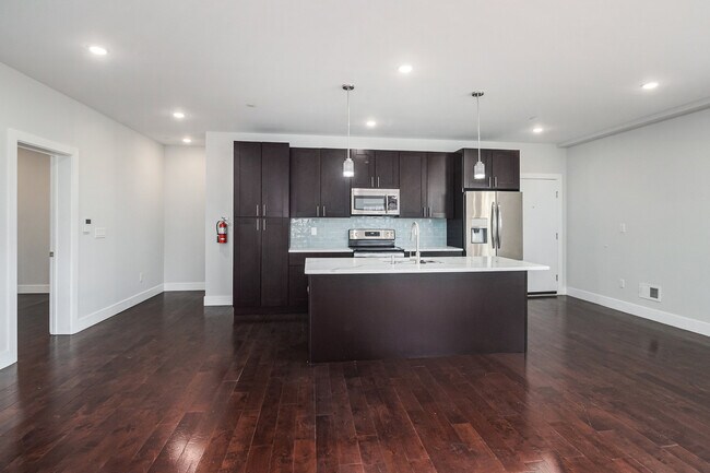 Foto del edificio - 1853 Hoffman St