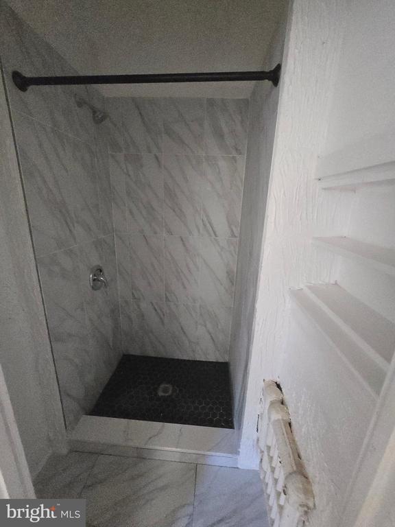 Foto del edificio - 4950 Walnut St