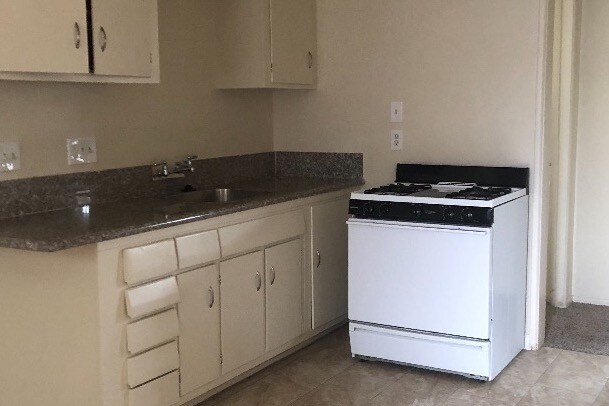 Foto principal - 11509 Adco Ave