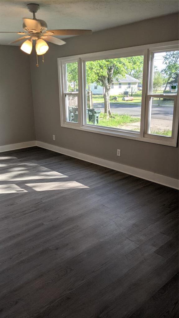 Foto del edificio - 204 3rd St