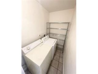 Foto del edificio - 827 SW 30th St