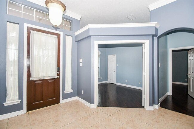 Building Photo - 2102 Windy Shores Dr