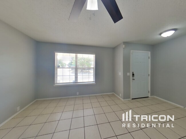 Building Photo - 7191 Radcliff Dr