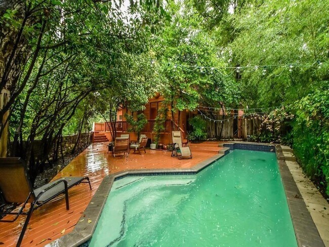 Foto del edificio - 800 Leonard St