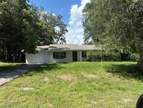 Building Photo - 2321 NE 39th St