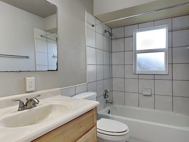 Foto del edificio - 2810 Bellwood Dr