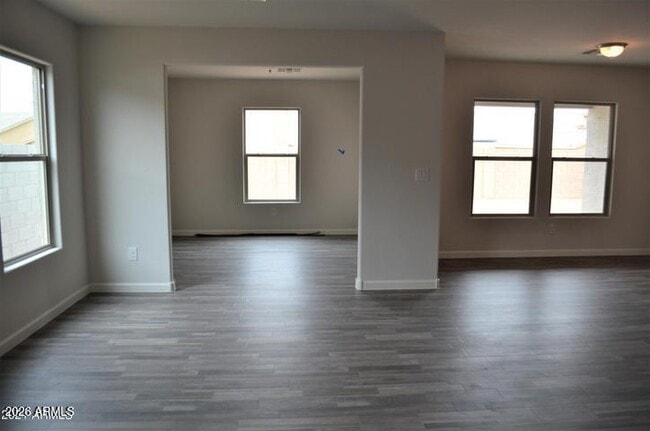 Building Photo - 2367 Oakmont Ln