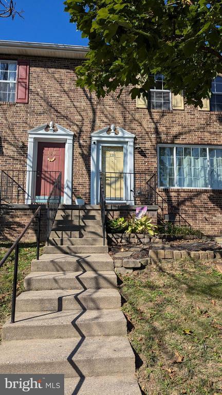 Primary Photo - 138 Parkside Dr