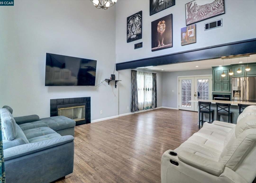 Building Photo - 1745 Wood Pl