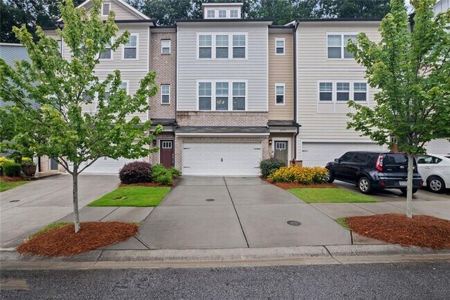 Foto del edificio - 2779 White Oak Ln