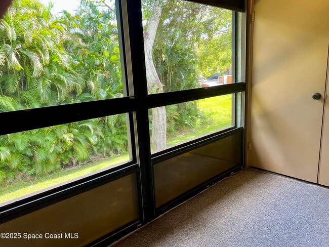 Building Photo - 2369 Golf Lake Cir