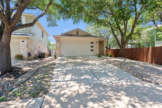 Building Photo - 2304 Jesse Owens Dr