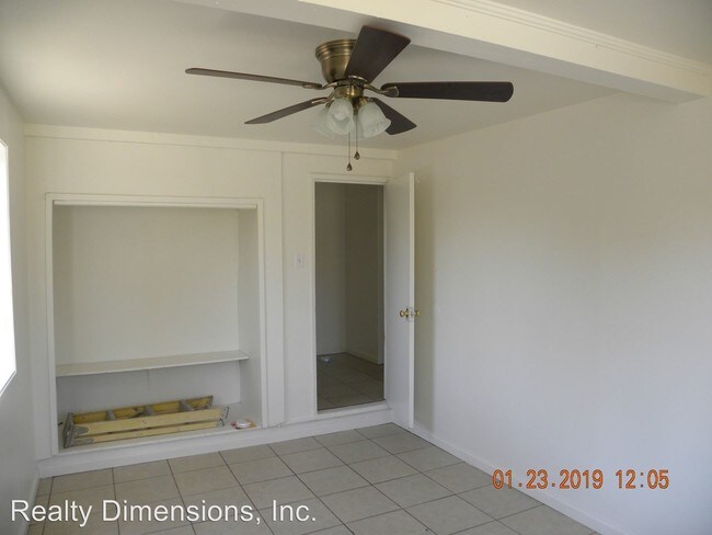 Building Photo - 3 br, 1 bath House - 2116 Kentucky  St