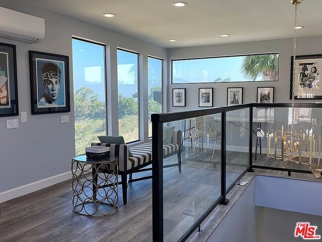 Building Photo - 11615 Grande Vista Dr